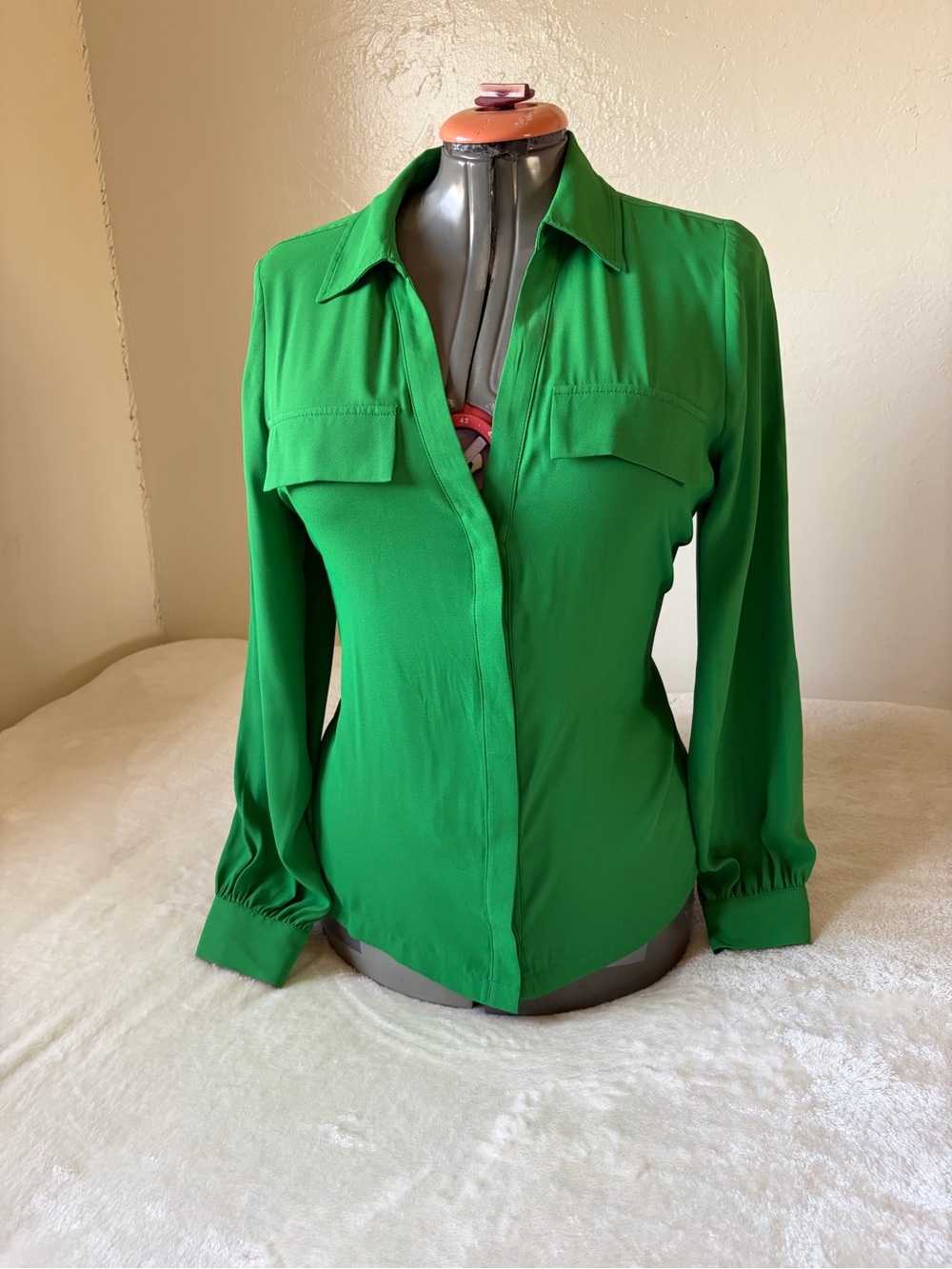 White House Black Market Emerald Green Button-Down Blouse